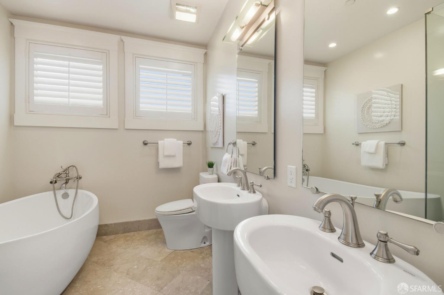 Detail Gallery Image 33 of 70 For 371 6th Ave, San Francisco,  CA 94118 - 3 Beds | 3 Baths