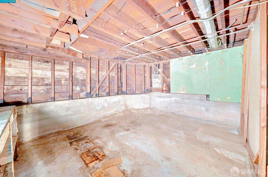 Detail Gallery Image 5 of 32 For 322 Commercial Ave, South San Francisco,  CA 94080 - 3 Beds | 1/1 Baths