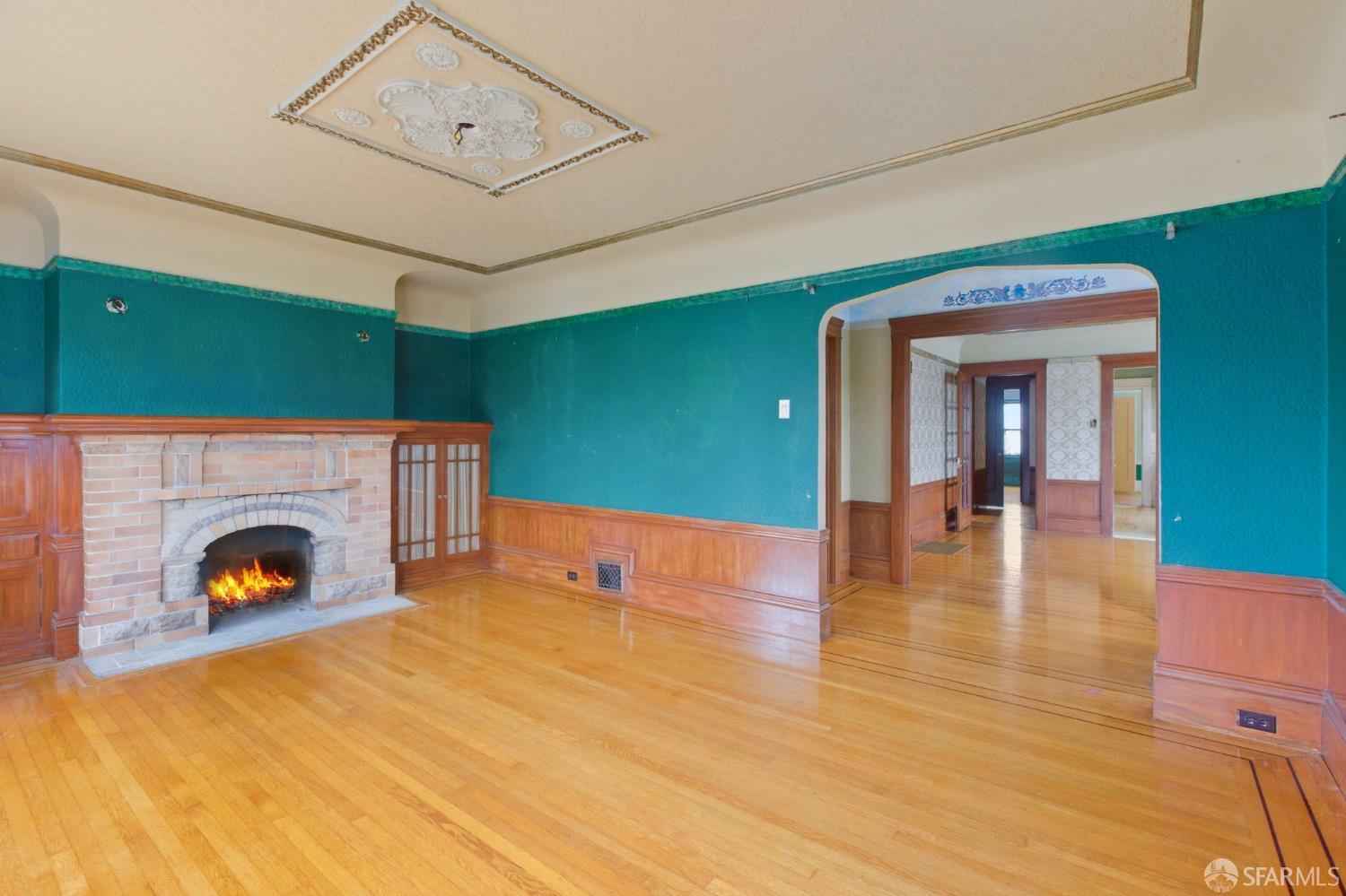 Detail Gallery Image 6 of 30 For 53 Foote Ave, San Francisco,  CA 94112 - 3 Beds | 1 Baths