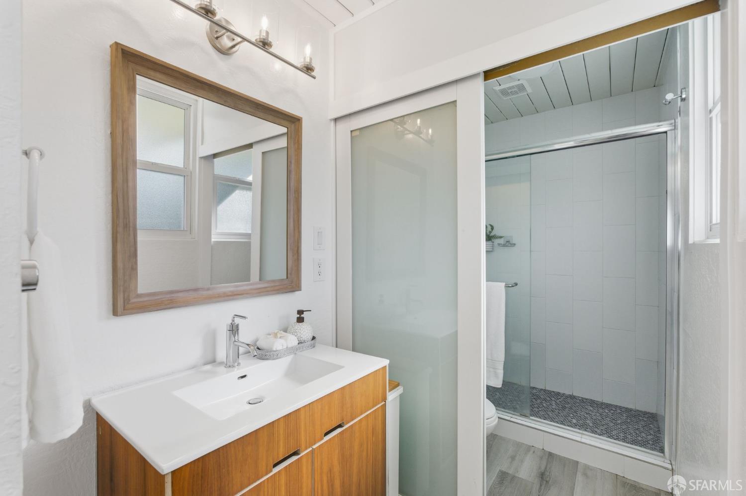 Detail Gallery Image 20 of 36 For 915 S Tantau Ave, Cupertino,  CA 95014 - 4 Beds | 2 Baths