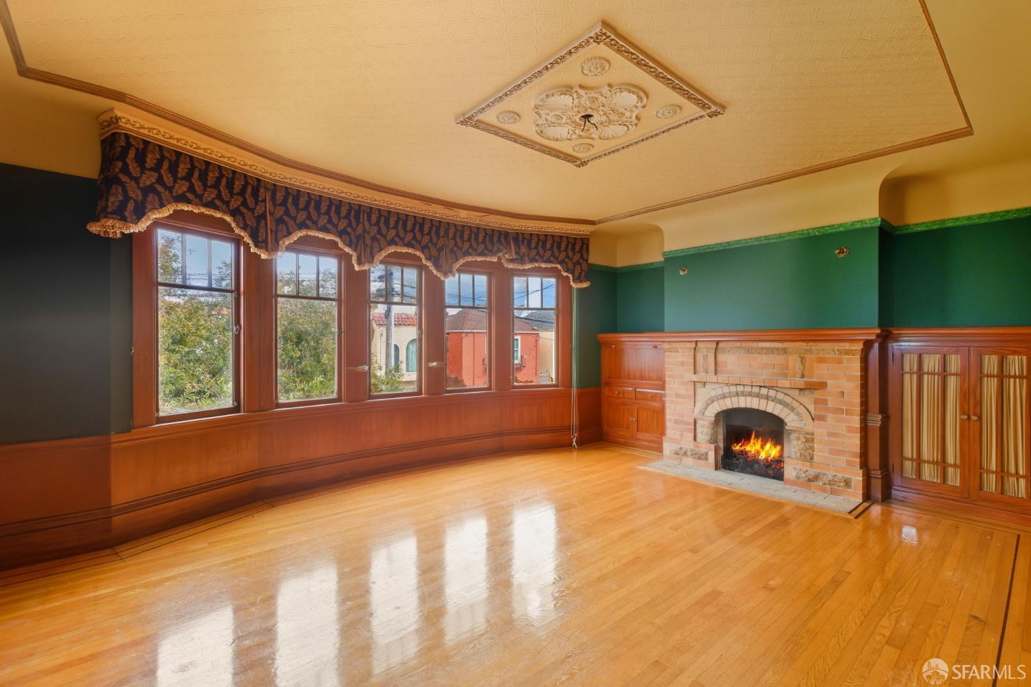 Detail Gallery Image 4 of 30 For 53 Foote Ave, San Francisco,  CA 94112 - 3 Beds | 1 Baths