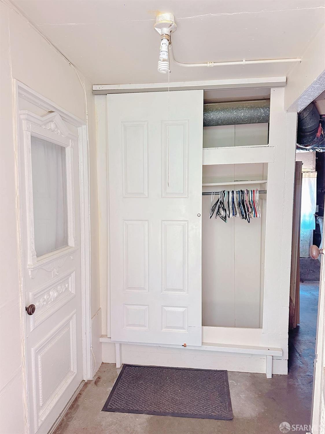 Detail Gallery Image 14 of 32 For 322 Commercial Ave, South San Francisco,  CA 94080 - 3 Beds | 1/1 Baths