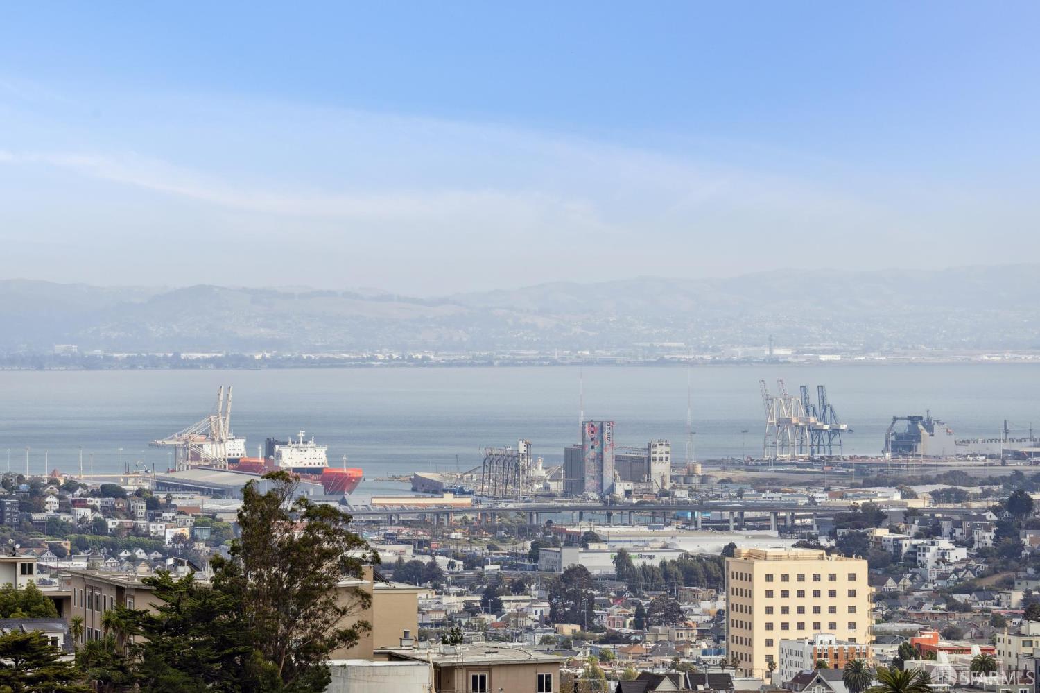 Detail Gallery Image 16 of 40 For 3711 Market St #2,  San Francisco,  CA 94131 - 2 Beds | 1 Baths