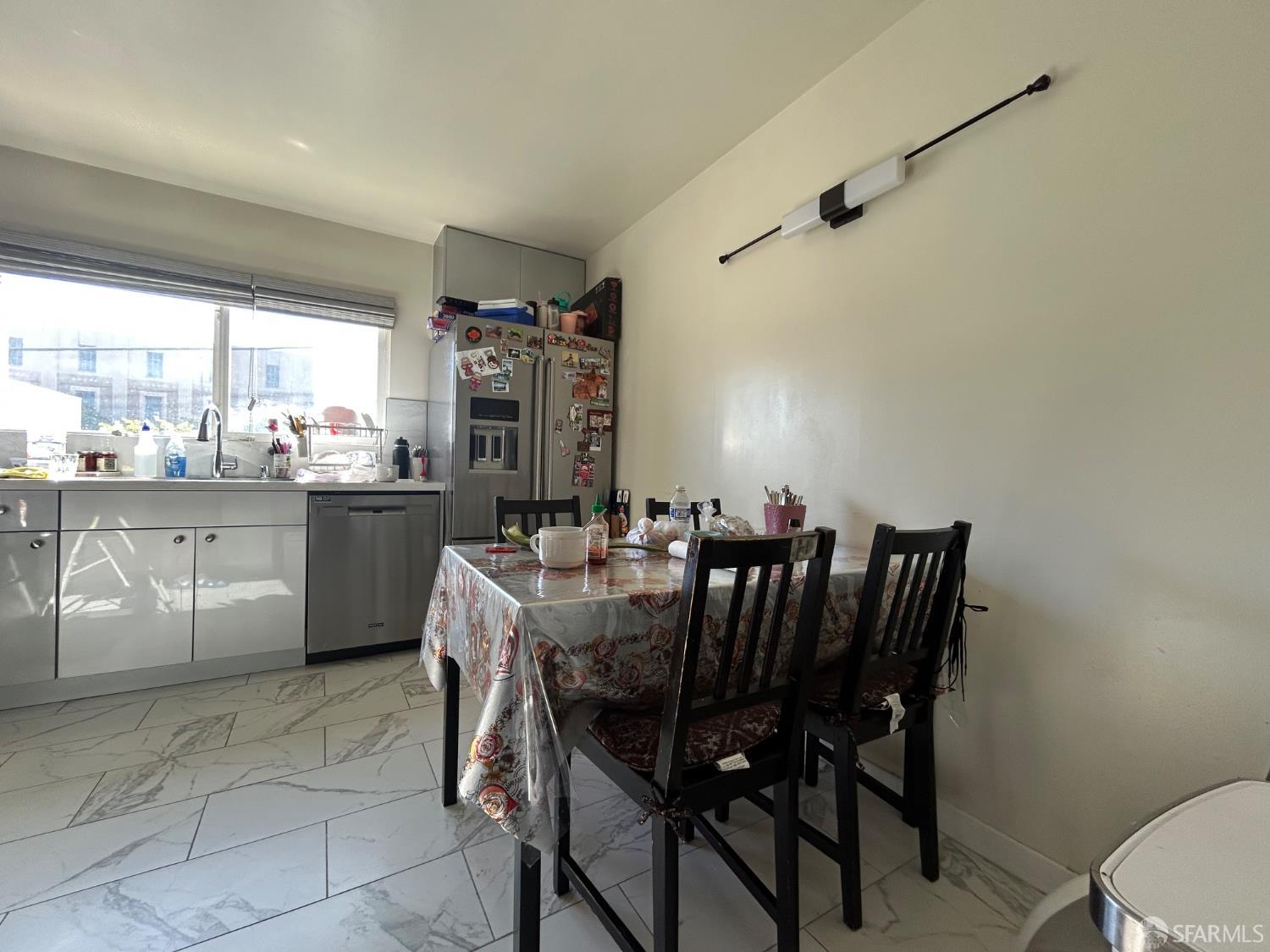 Detail Gallery Image 9 of 76 For 70 Onondaga Ave, San Francisco,  CA 94112 - – Beds | – Baths