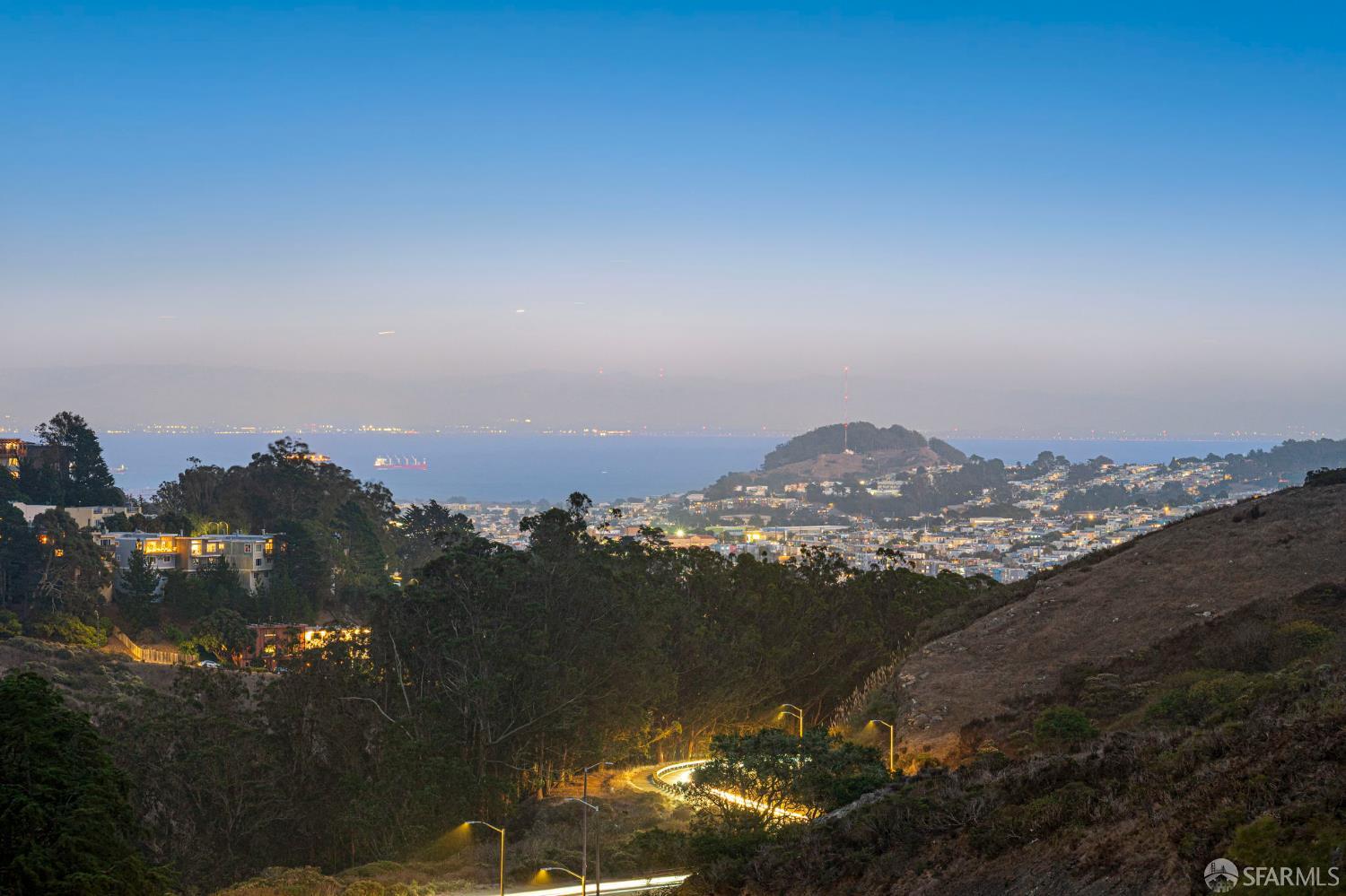 Detail Gallery Image 73 of 81 For 11 Encline Ct, San Francisco,  CA 94127 - 3 Beds | 3/1 Baths