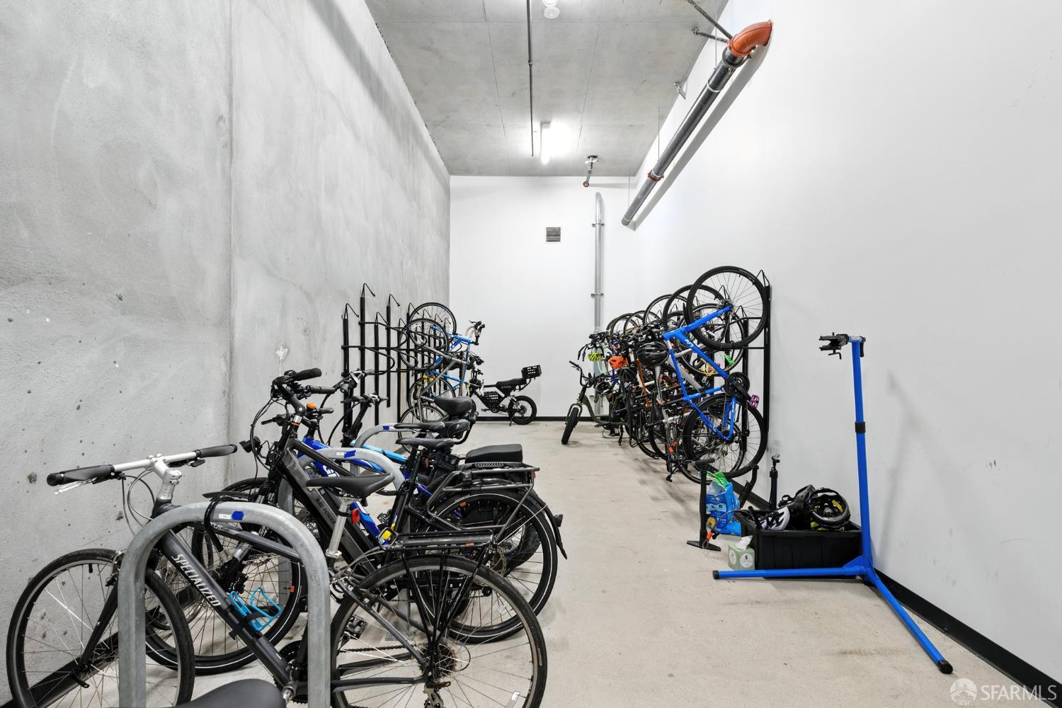 Detail Gallery Image 33 of 36 For 45 Bartlett St #416,  San Francisco,  CA 94110 - 1 Beds | 1 Baths