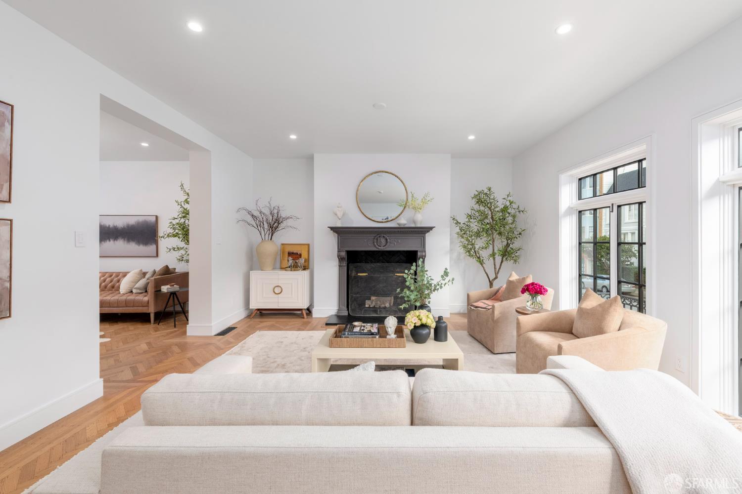 Photo #6: 425075340 Listing 