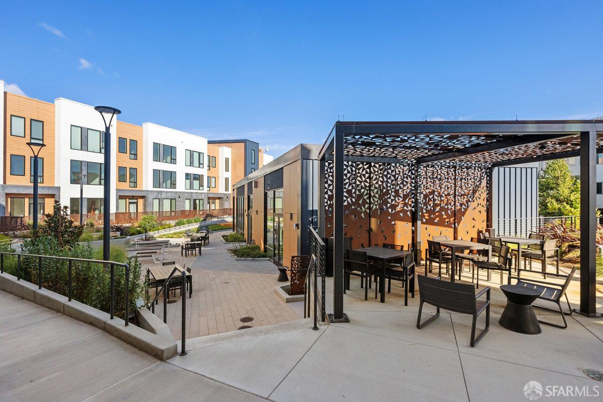 Detail Gallery Image 37 of 57 For 52 Kirkwood Ave #426,  San Francisco,  CA 94124 - 2 Beds | 2 Baths