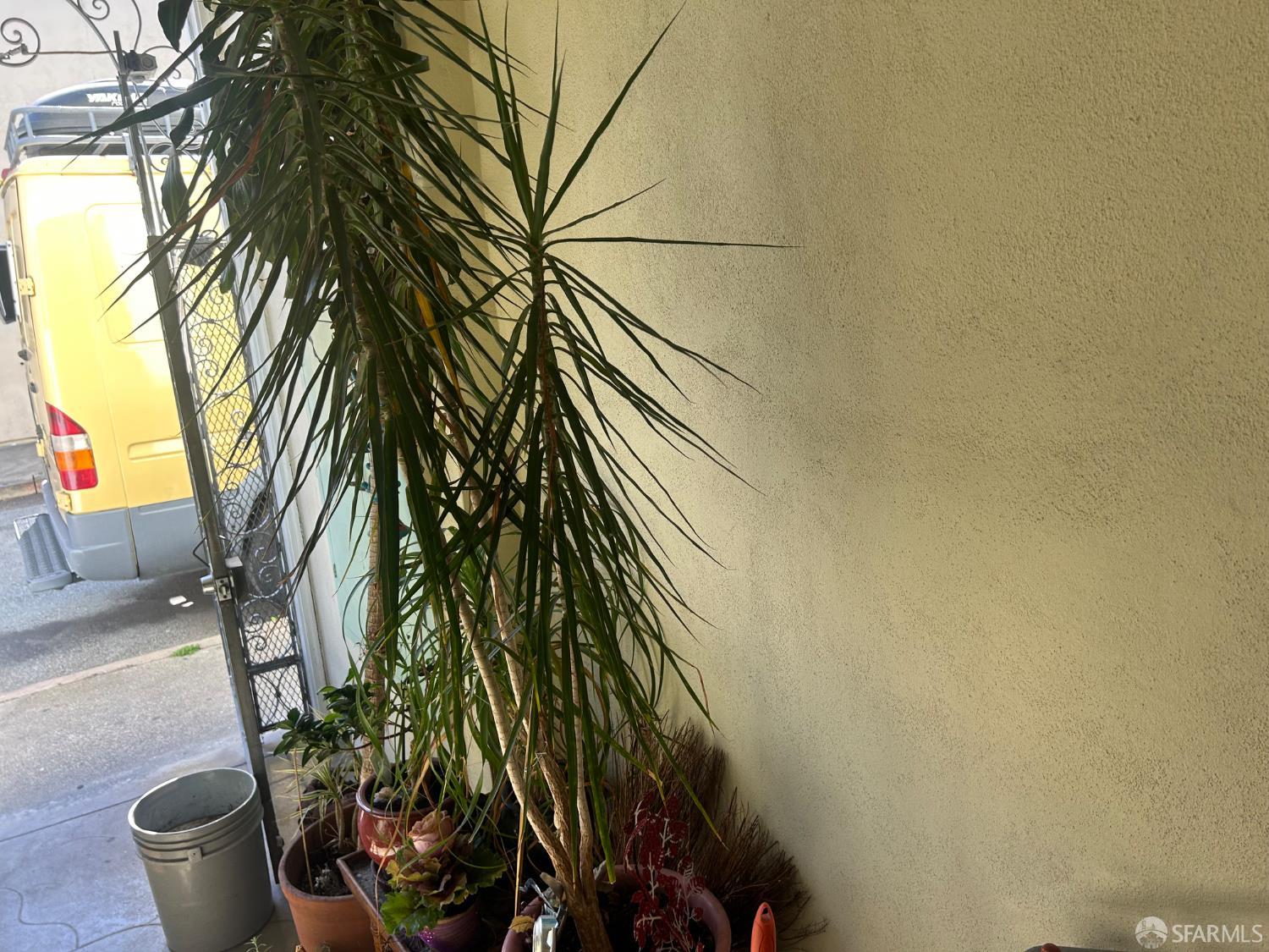 Detail Gallery Image 44 of 76 For 70 Onondaga Ave, San Francisco,  CA 94112 - – Beds | – Baths