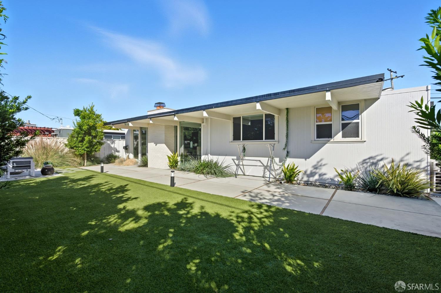 Detail Gallery Image 30 of 36 For 915 S Tantau Ave, Cupertino,  CA 95014 - 4 Beds | 2 Baths