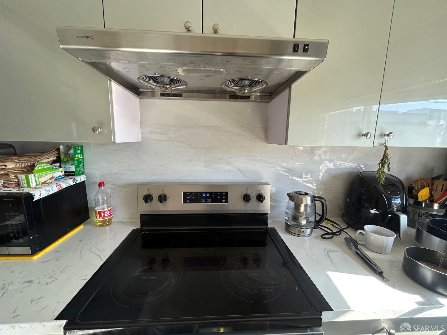 Detail Gallery Image 11 of 76 For 70 Onondaga Ave, San Francisco,  CA 94112 - – Beds | – Baths