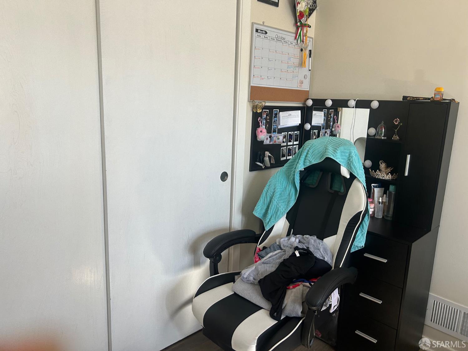 Detail Gallery Image 23 of 76 For 70 Onondaga Ave, San Francisco,  CA 94112 - – Beds | – Baths