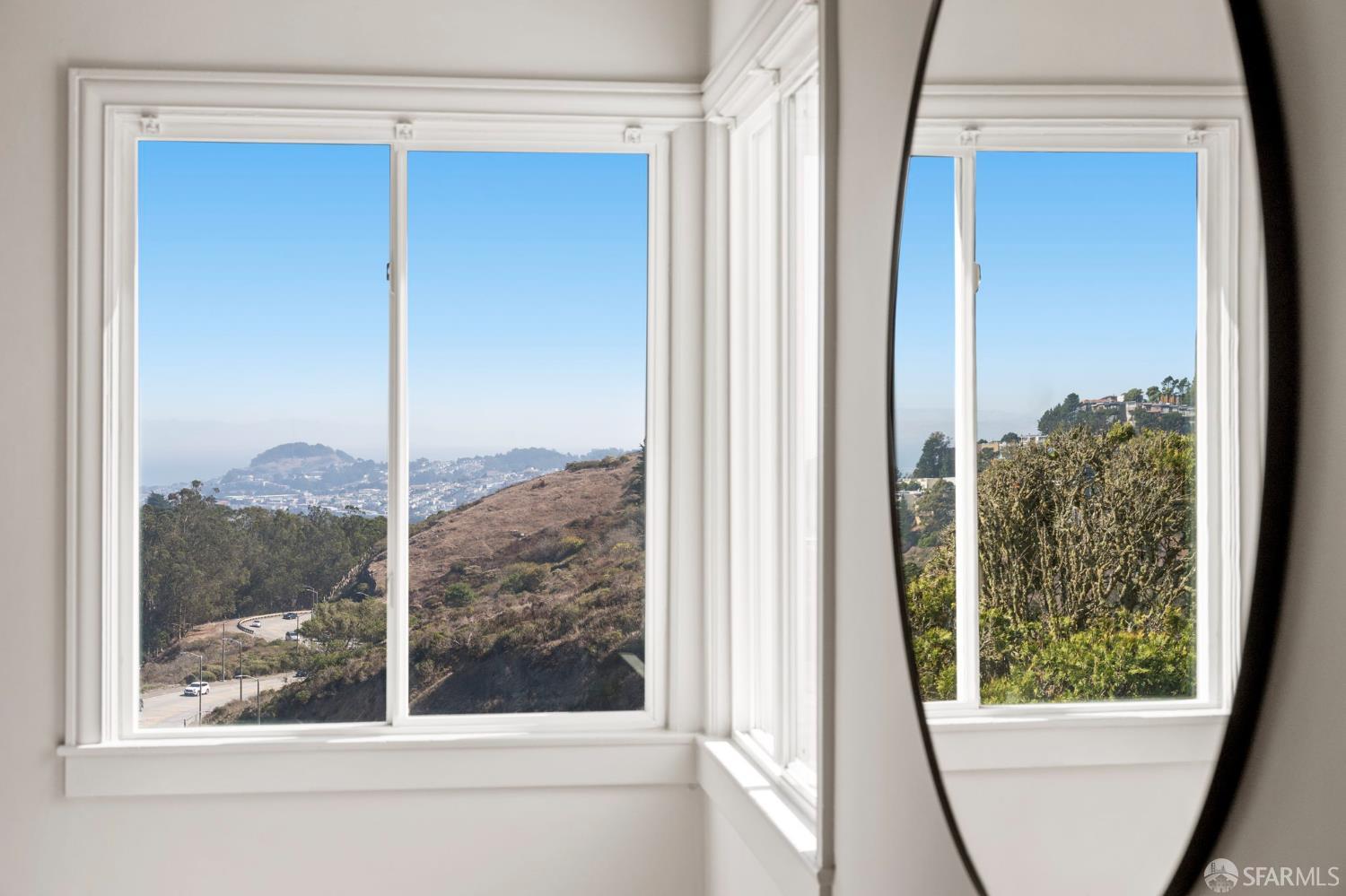 Detail Gallery Image 40 of 81 For 11 Encline Ct, San Francisco,  CA 94127 - 3 Beds | 3/1 Baths