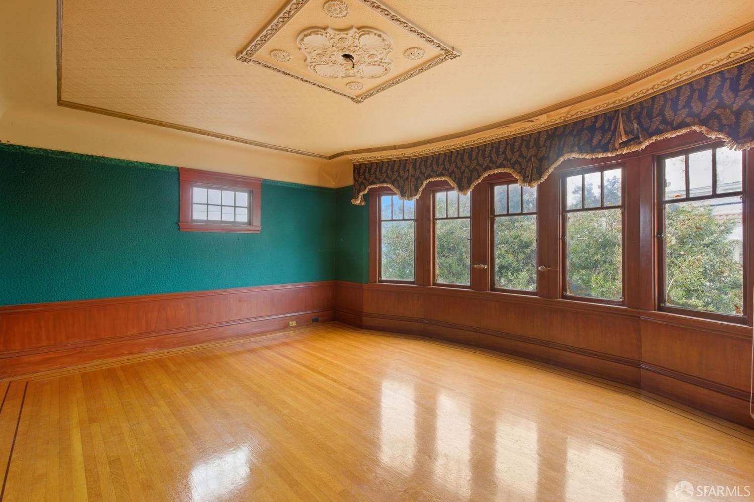 Detail Gallery Image 7 of 30 For 53 Foote Ave, San Francisco,  CA 94112 - 3 Beds | 1 Baths