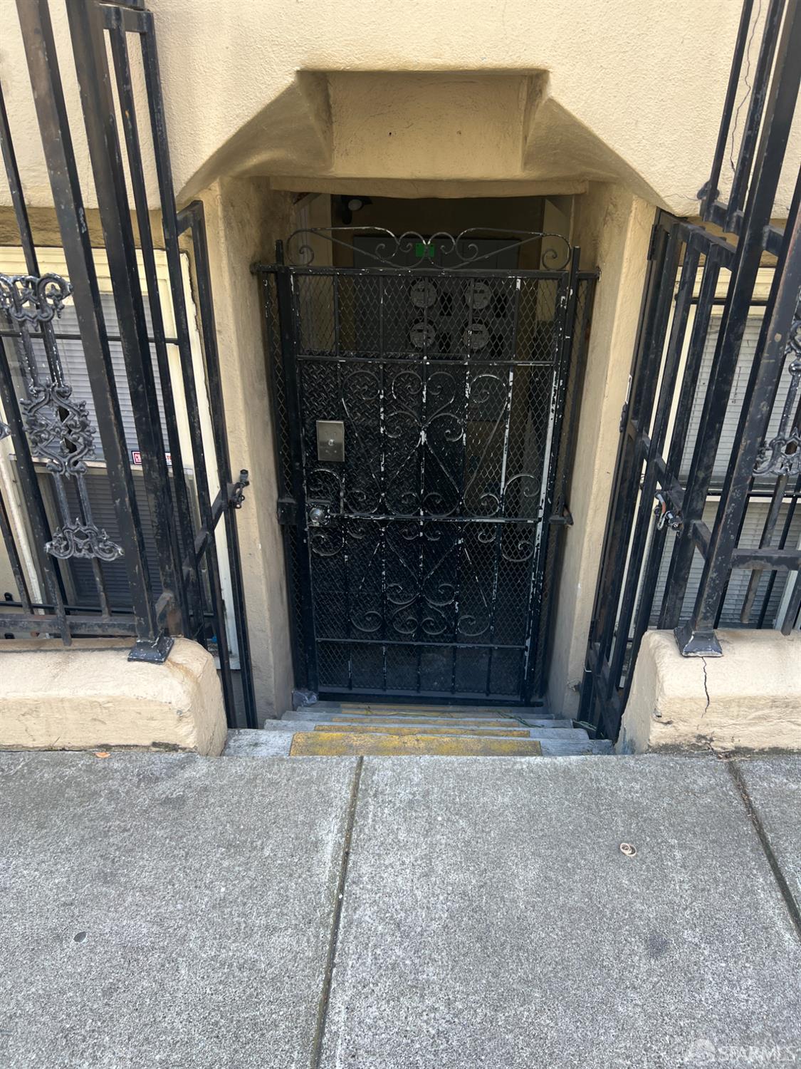 Detail Gallery Image 5 of 22 For 303 Oak St, San Francisco,  CA 94102 - – Beds | – Baths