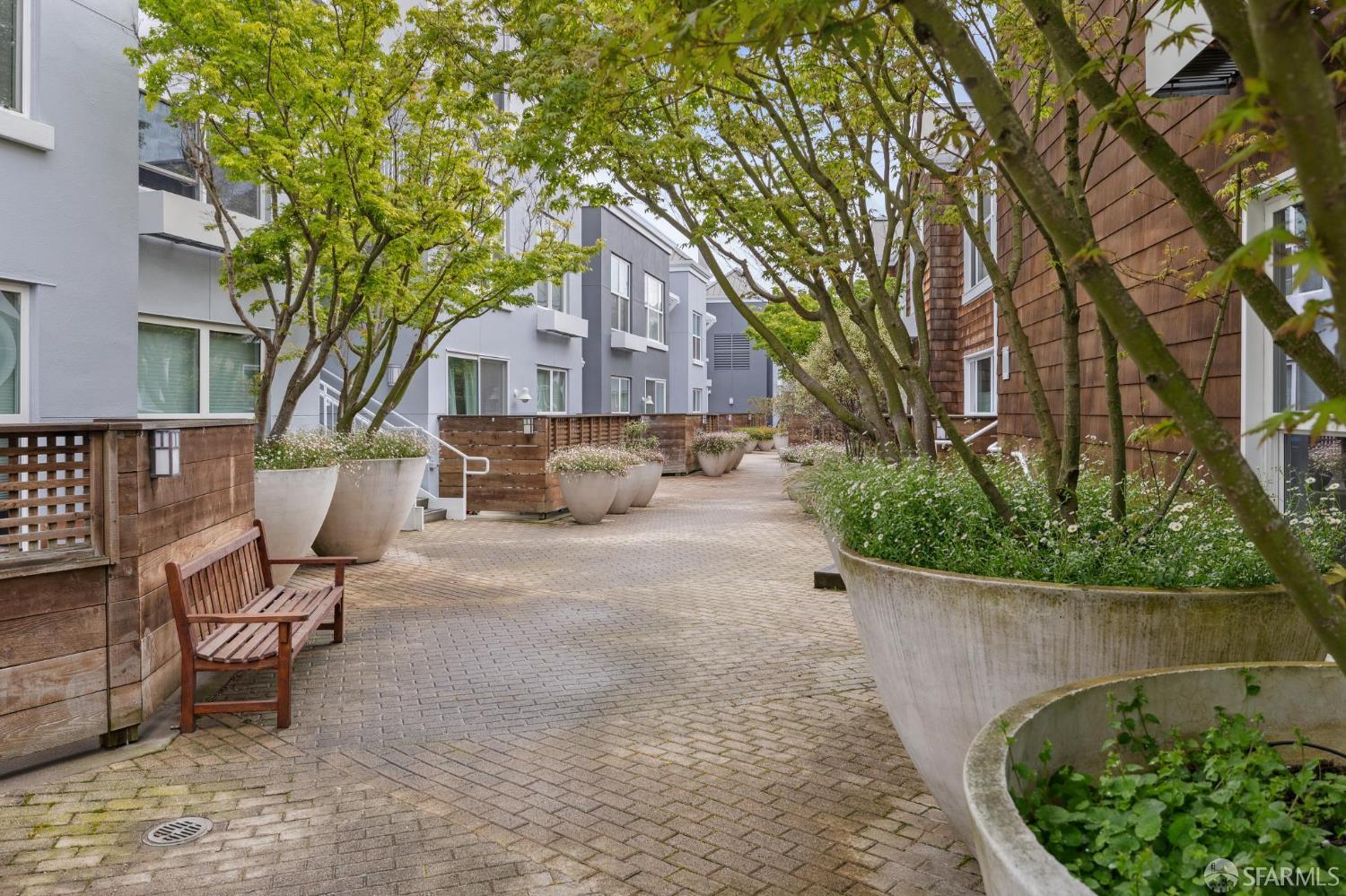 Photo #38: 425079987 Listing: Photo #38