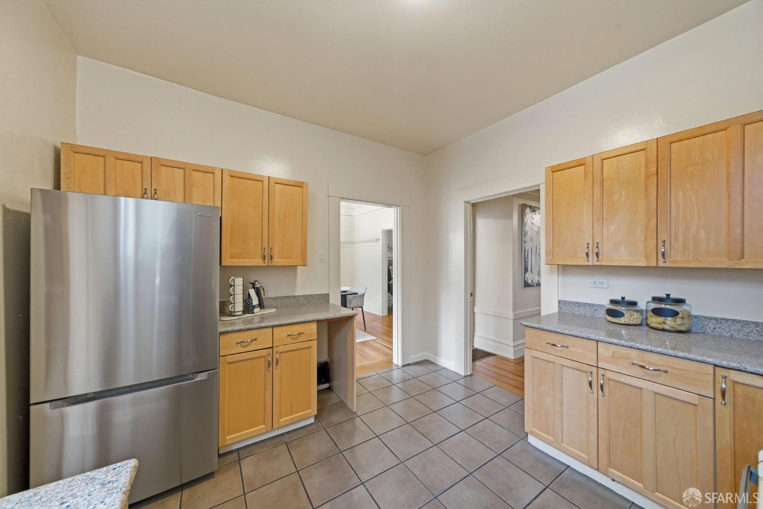 Detail Gallery Image 18 of 59 For 44 Maynard St, San Francisco,  CA 94112 - 2 Beds | 1 Baths