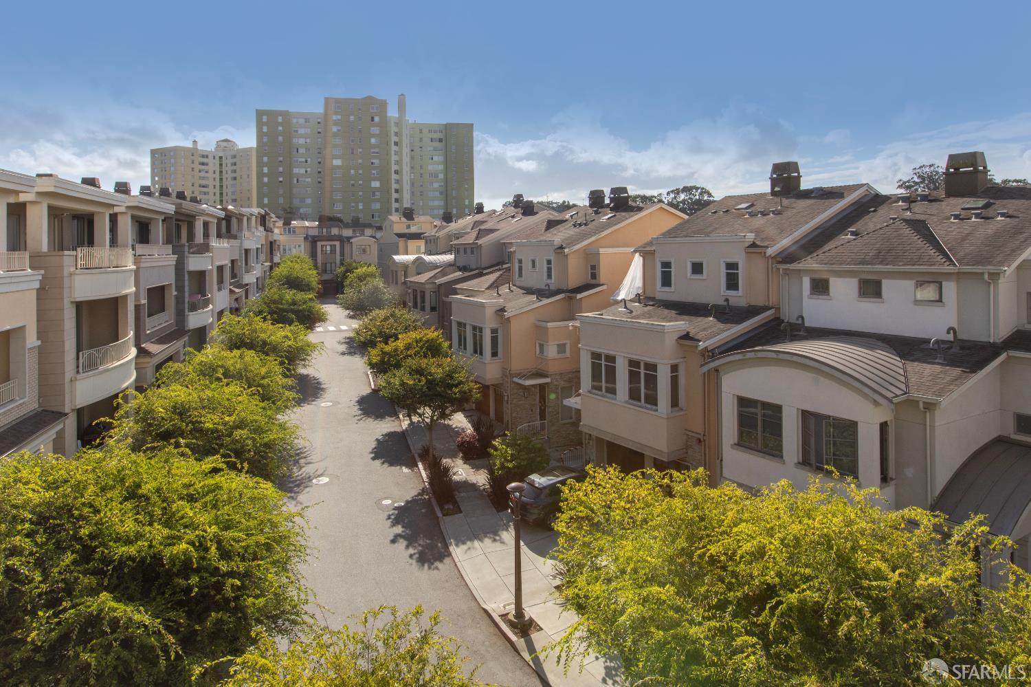 Photo #43: 425080356 Listing: Photo #43