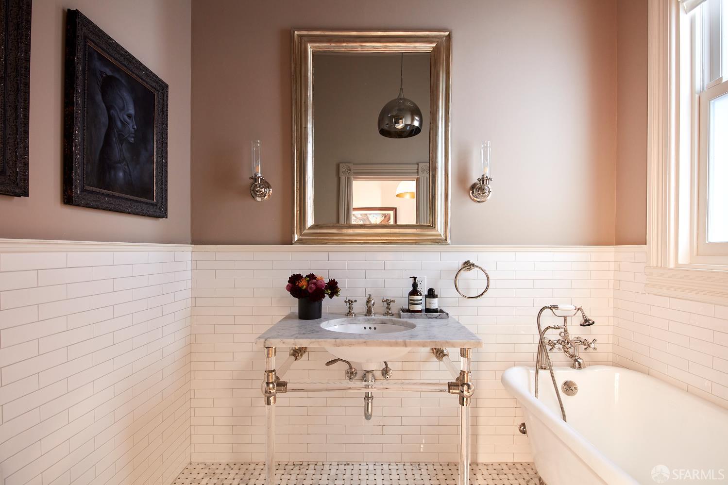 Detail Gallery Image 11 of 26 For 785 Oak St, San Francisco,  CA 94117 - 4 Beds | 3 Baths