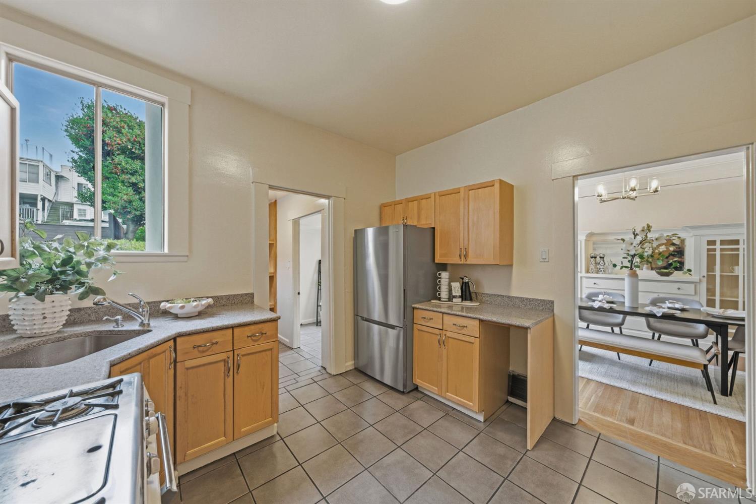 Detail Gallery Image 16 of 59 For 44 Maynard St, San Francisco,  CA 94112 - 2 Beds | 1 Baths