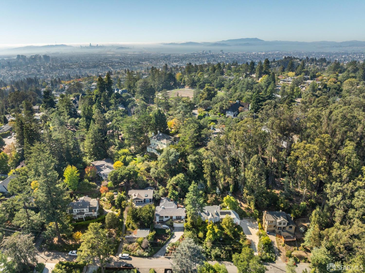 Detail Gallery Image 61 of 61 For 5969 Bruns Ct, Oakland,  CA 94611 - 3 Beds | 2 Baths