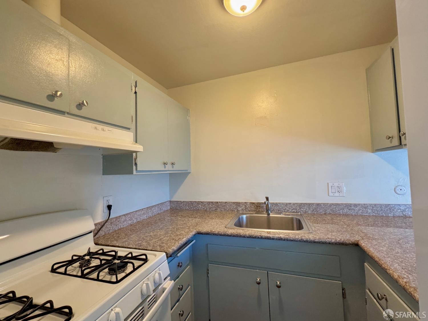 Detail Gallery Image 5 of 8 For 35 Alan Ct, San Pablo,  CA 94806 - – Beds | – Baths