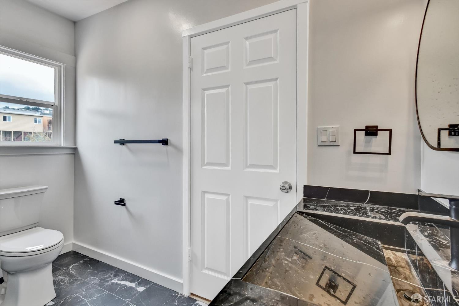 Detail Gallery Image 14 of 33 For 19 Willits St, Daly City,  CA 94014 - 2 Beds | 2 Baths