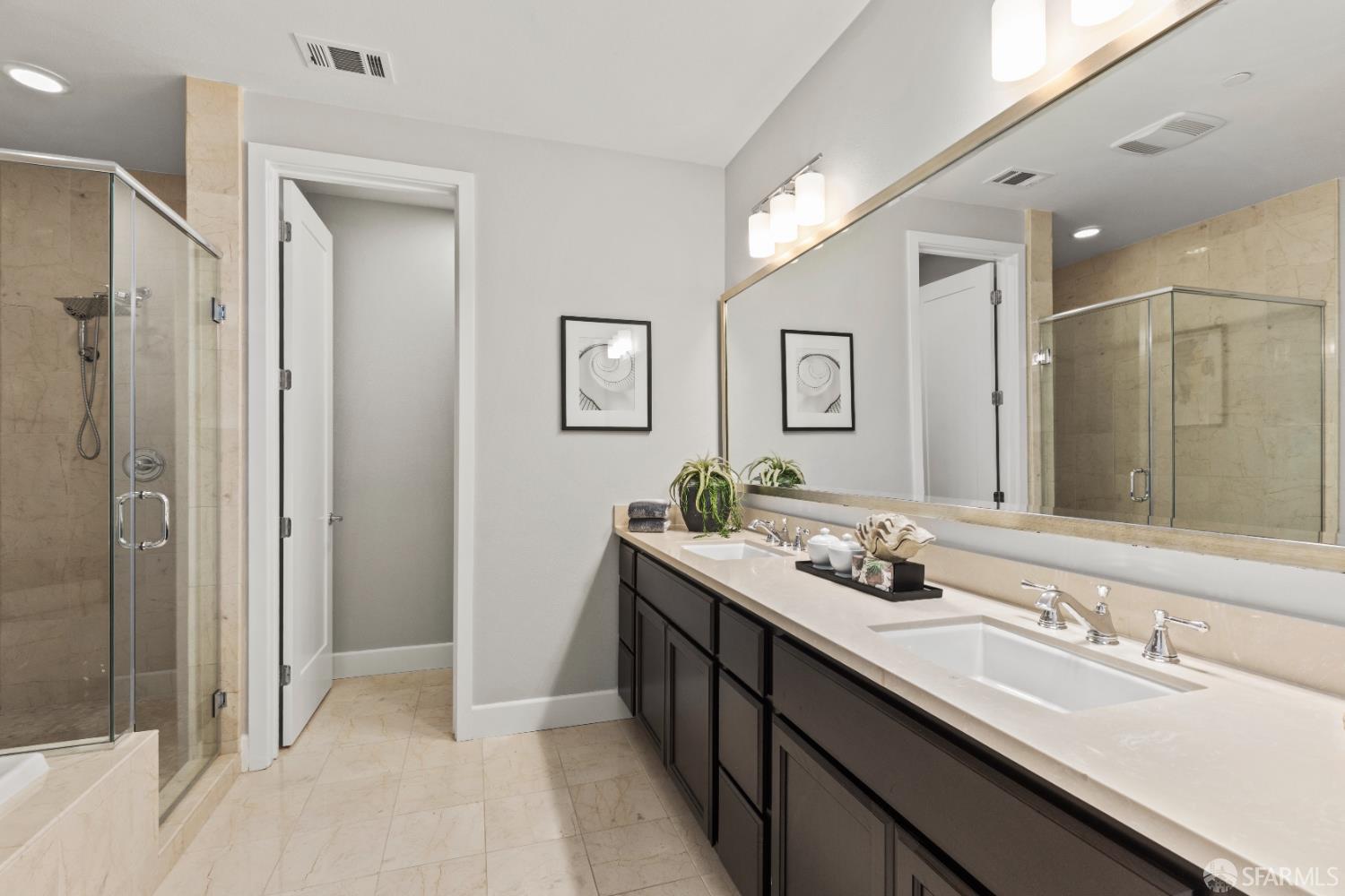 Photo #30: 425080356 Listing: Photo #30