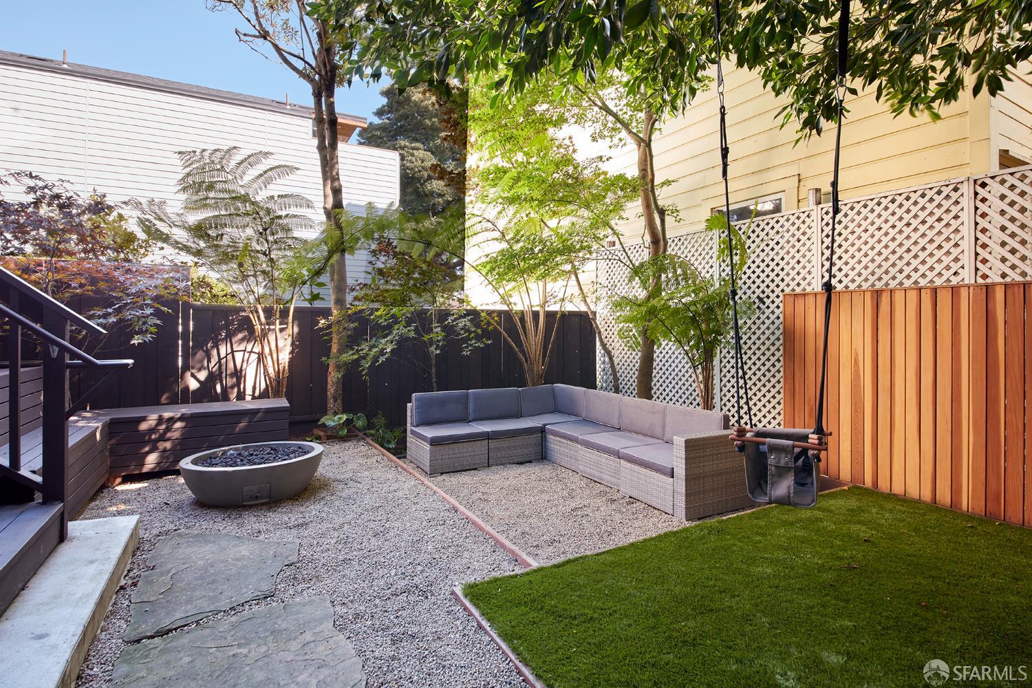 Detail Gallery Image 22 of 26 For 785 Oak St, San Francisco,  CA 94117 - 4 Beds | 3 Baths