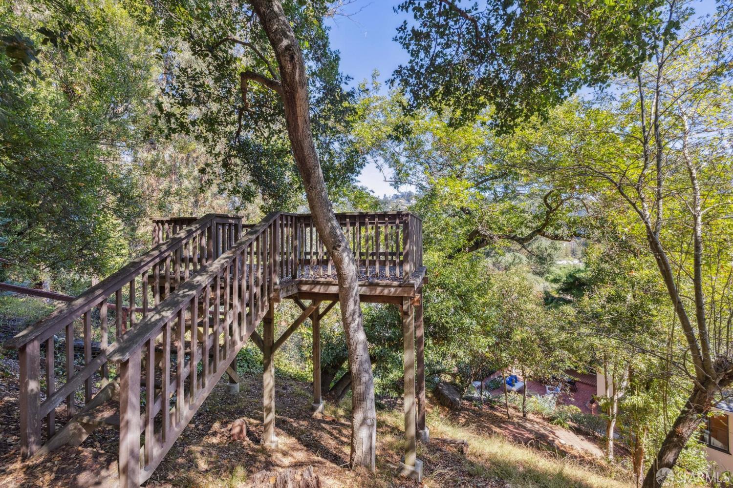 Detail Gallery Image 57 of 61 For 5969 Bruns Ct, Oakland,  CA 94611 - 3 Beds | 2 Baths