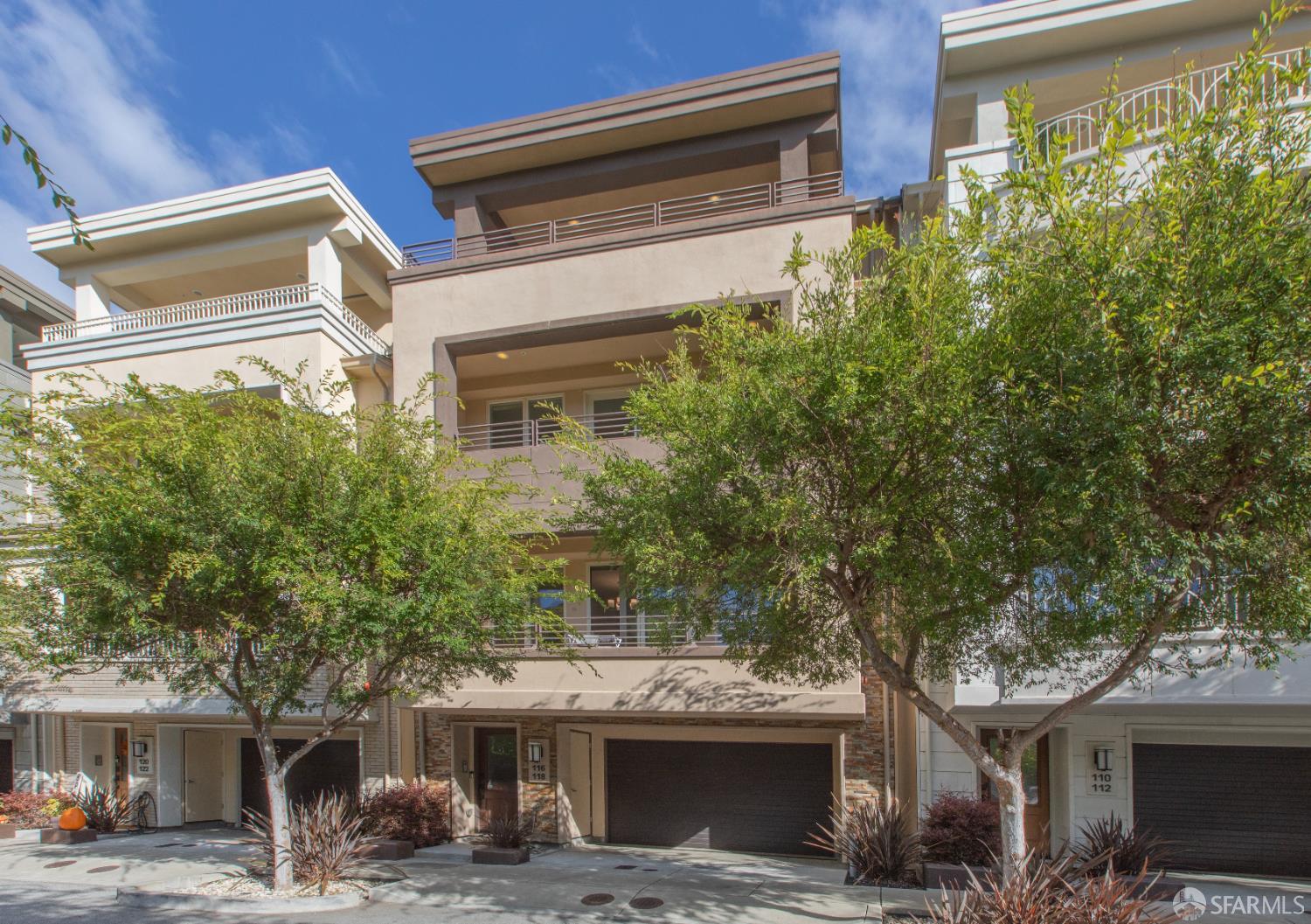 Photo #2: 425080356 Listing: Photo #2