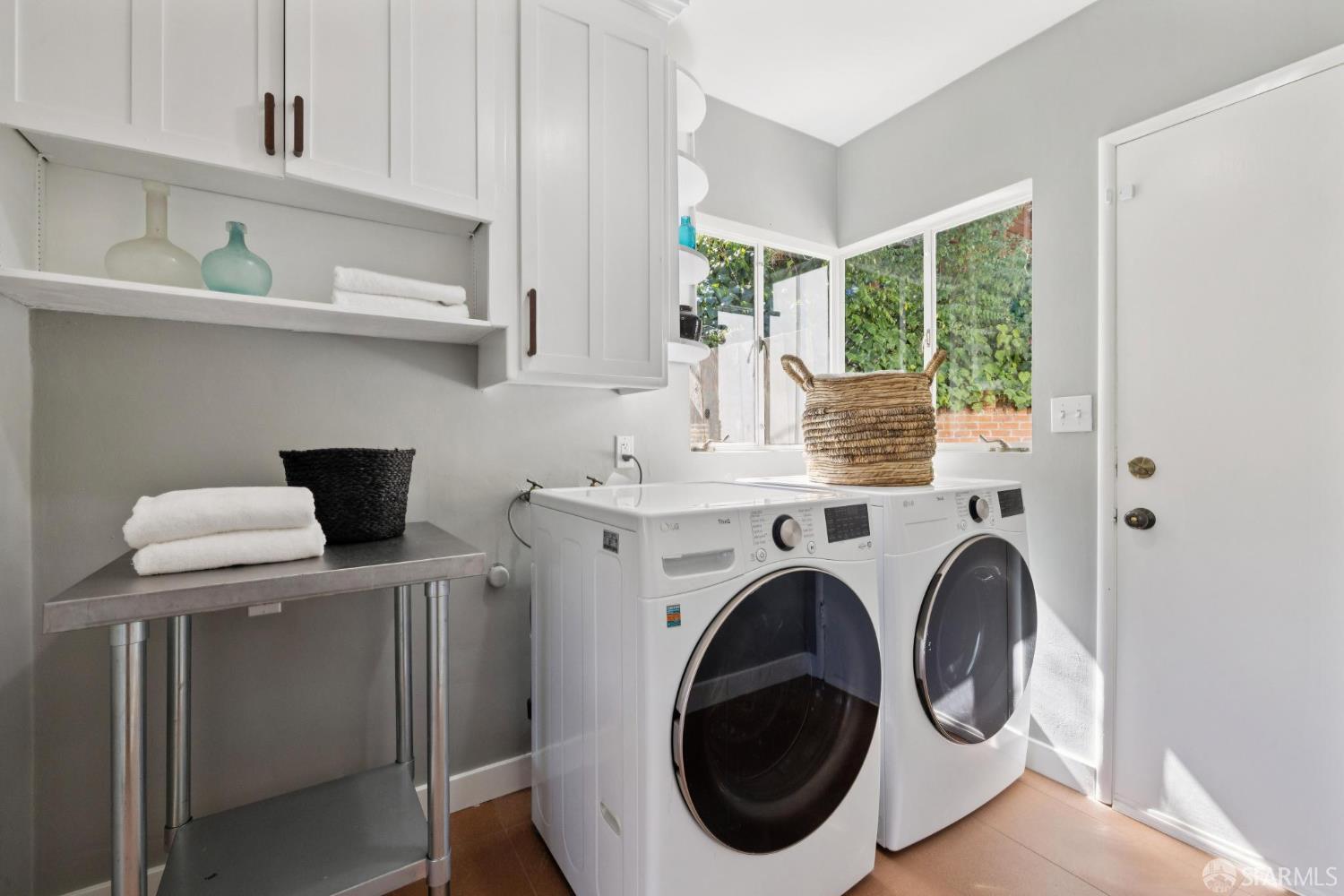 Detail Gallery Image 54 of 61 For 5969 Bruns Ct, Oakland,  CA 94611 - 3 Beds | 2 Baths