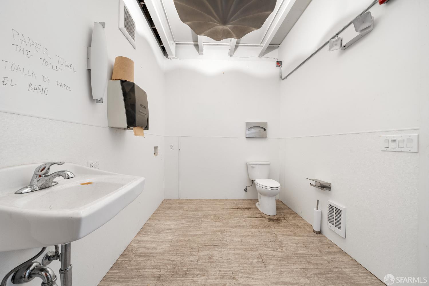 Detail Gallery Image 22 of 32 For 575 10th St, San Francisco,  CA 94103 - – Beds | – Baths