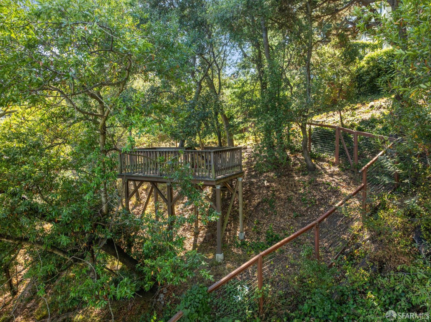 Detail Gallery Image 58 of 61 For 5969 Bruns Ct, Oakland,  CA 94611 - 3 Beds | 2 Baths