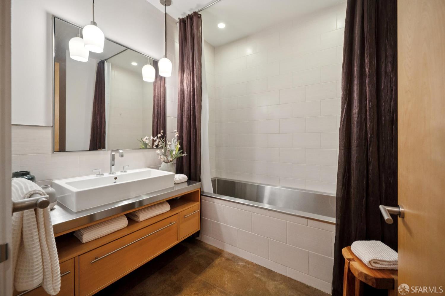 Photo #29: 425080432 Listing: Photo #29