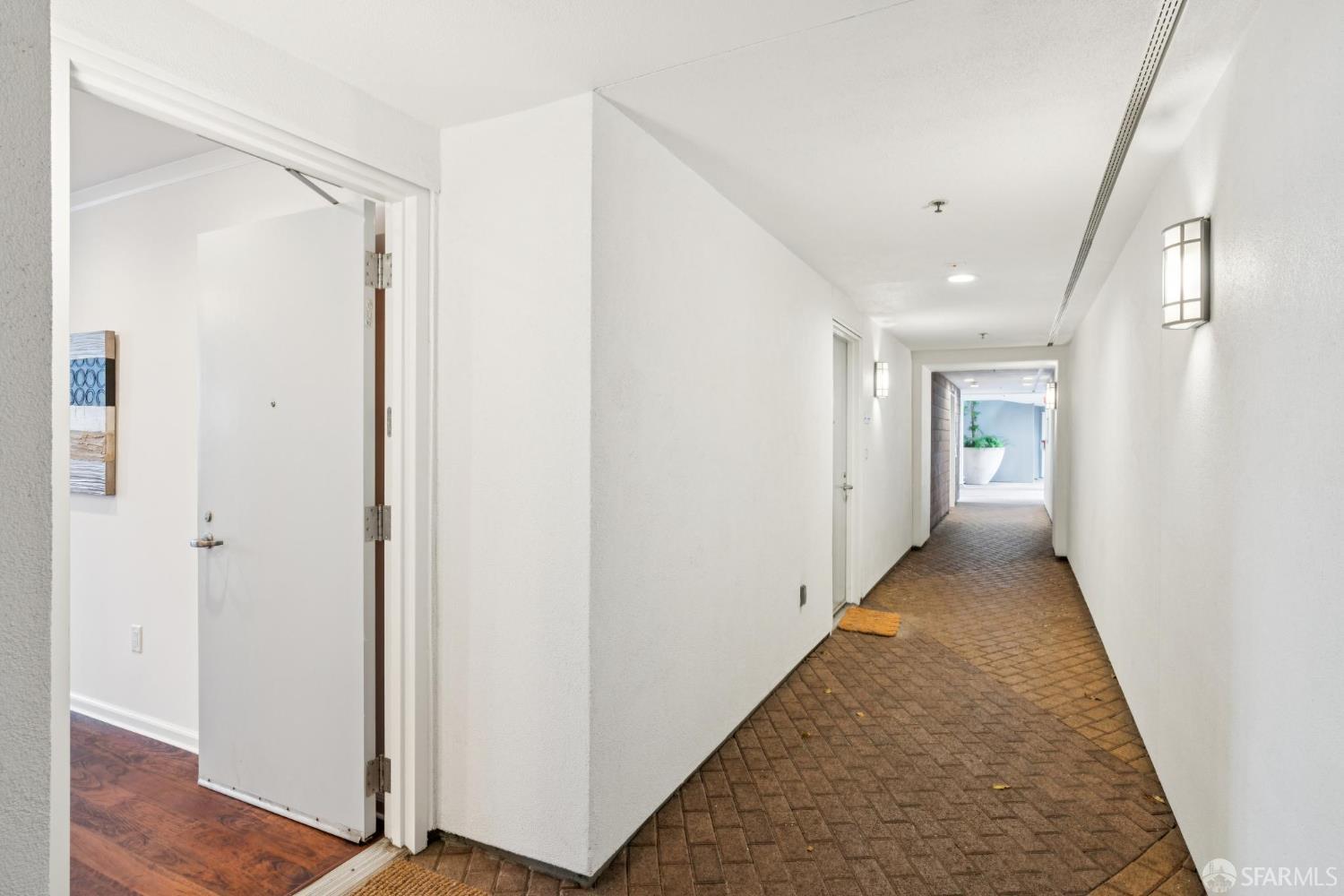 Photo #26: 425079987 Listing: Photo #26