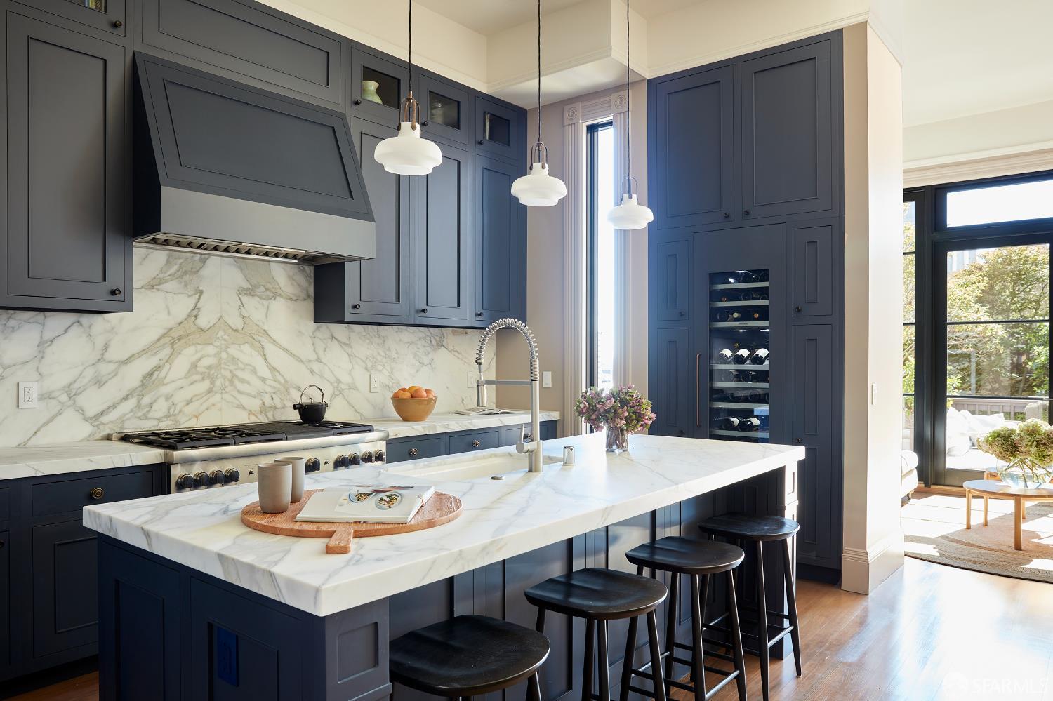 Detail Gallery Image 2 of 26 For 785 Oak St, San Francisco,  CA 94117 - 4 Beds | 3 Baths