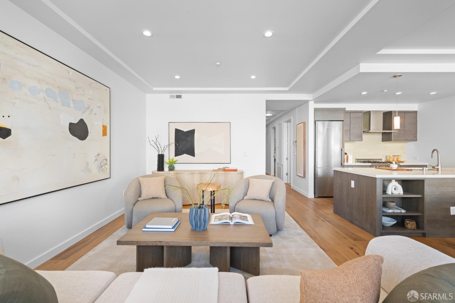Photo #3: 425080459 Listing 