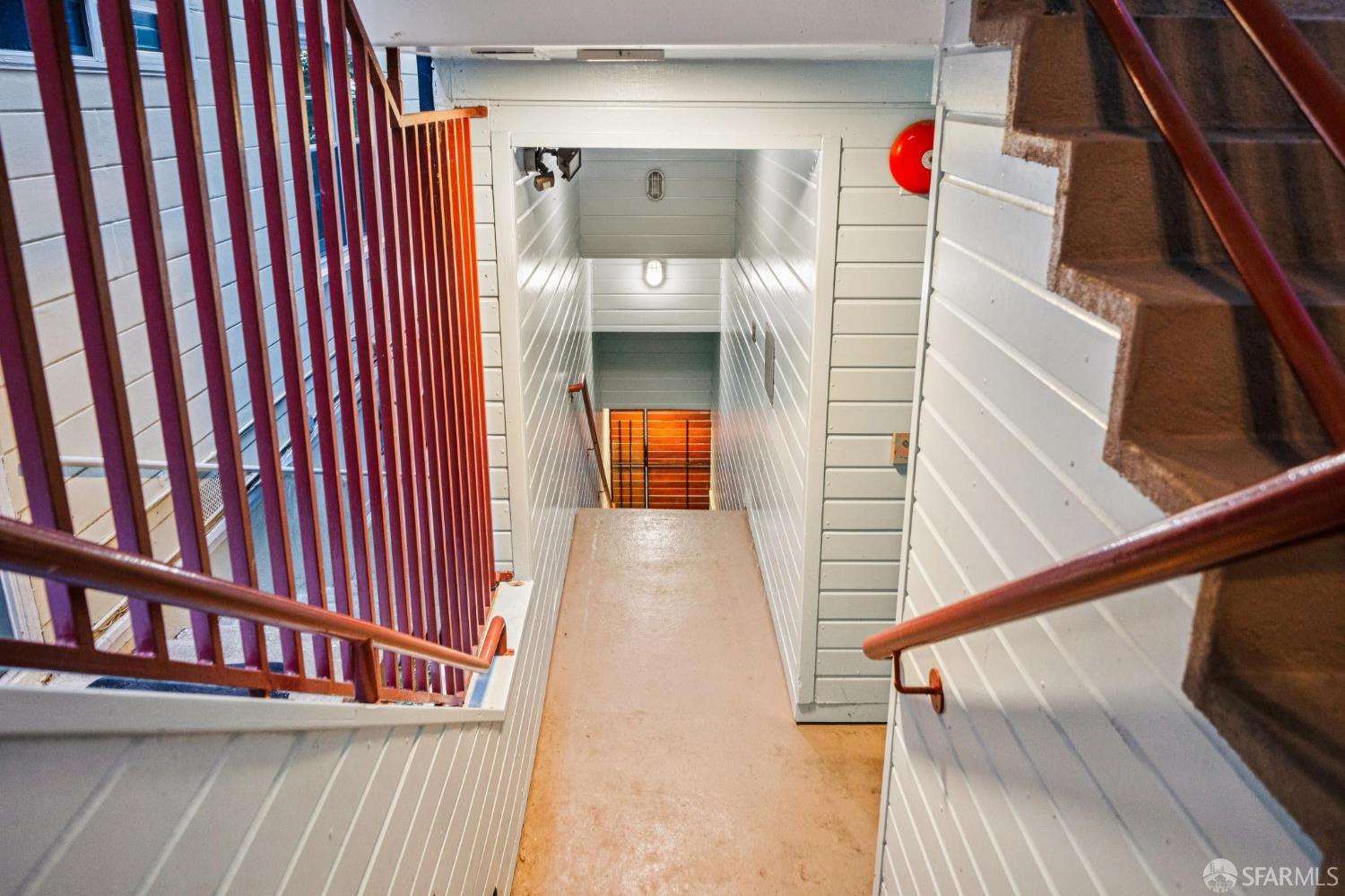 Photo #5: 425080534 Listing 