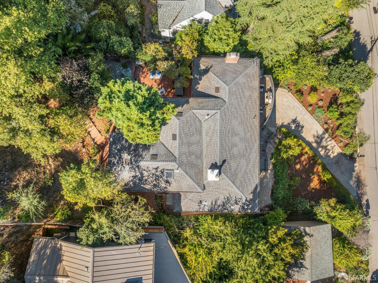 Detail Gallery Image 60 of 61 For 5969 Bruns Ct, Oakland,  CA 94611 - 3 Beds | 2 Baths