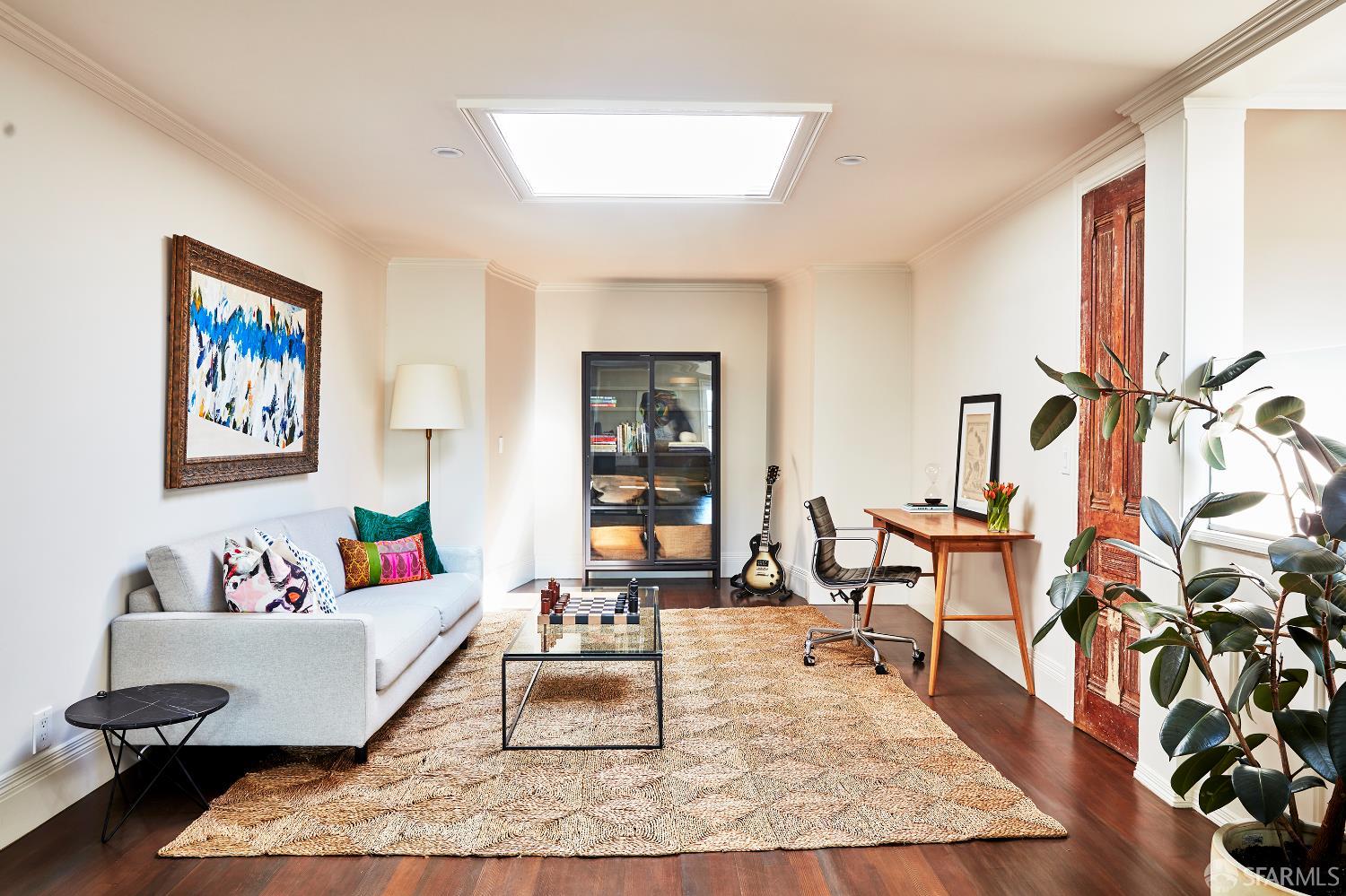 Detail Gallery Image 13 of 26 For 785 Oak St, San Francisco,  CA 94117 - 4 Beds | 3 Baths