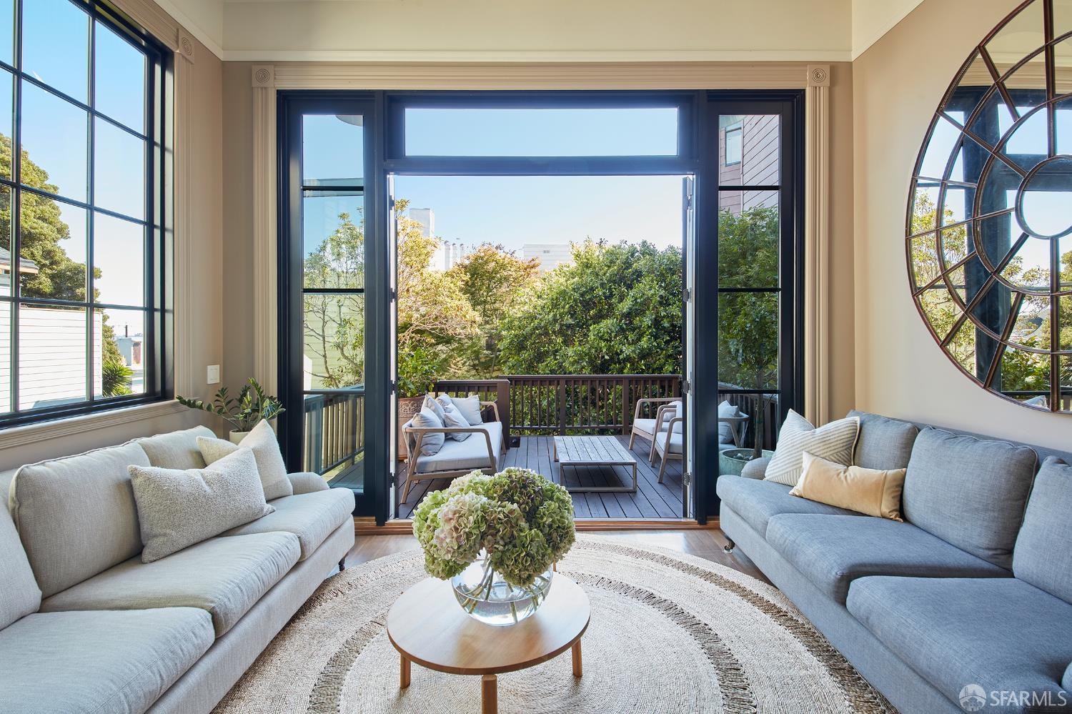 Detail Gallery Image 4 of 26 For 785 Oak St, San Francisco,  CA 94117 - 4 Beds | 3 Baths