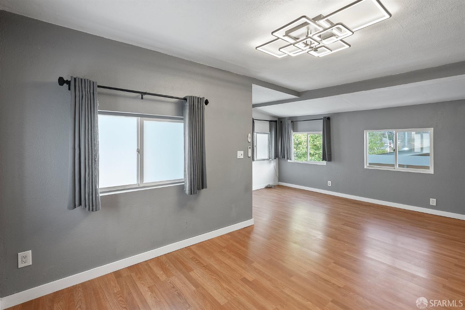 Detail Gallery Image 8 of 54 For 3541 Custer St, Oakland,  CA 94601 - 3 Beds | 2 Baths