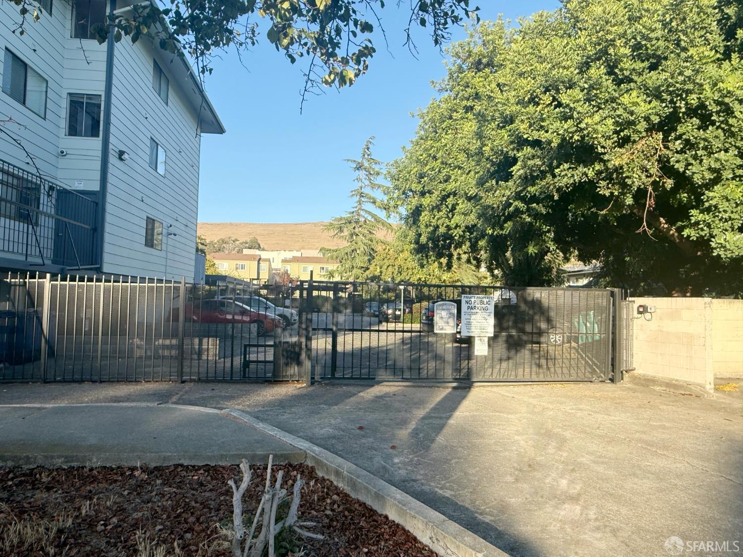 Detail Gallery Image 2 of 5 For 29300 Dixon St #309,  Hayward,  CA 94544 - 2 Beds | 2 Baths