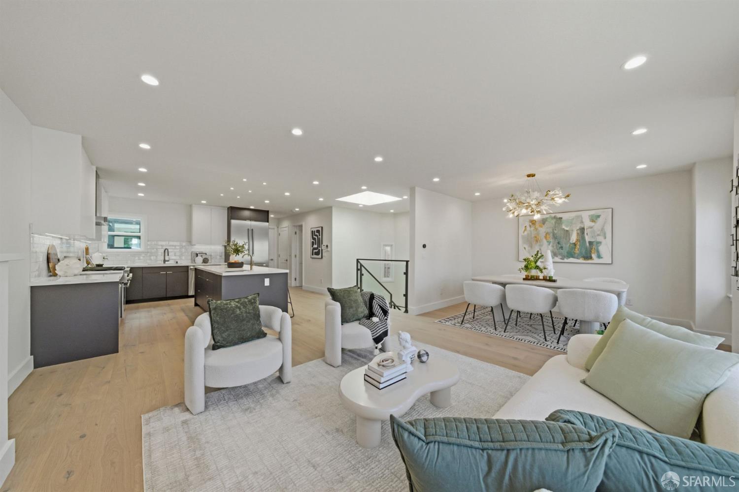 Detail Gallery Image 12 of 46 For 439 32nd Ave, San Francisco,  CA 94121 - 3 Beds | 4 Baths