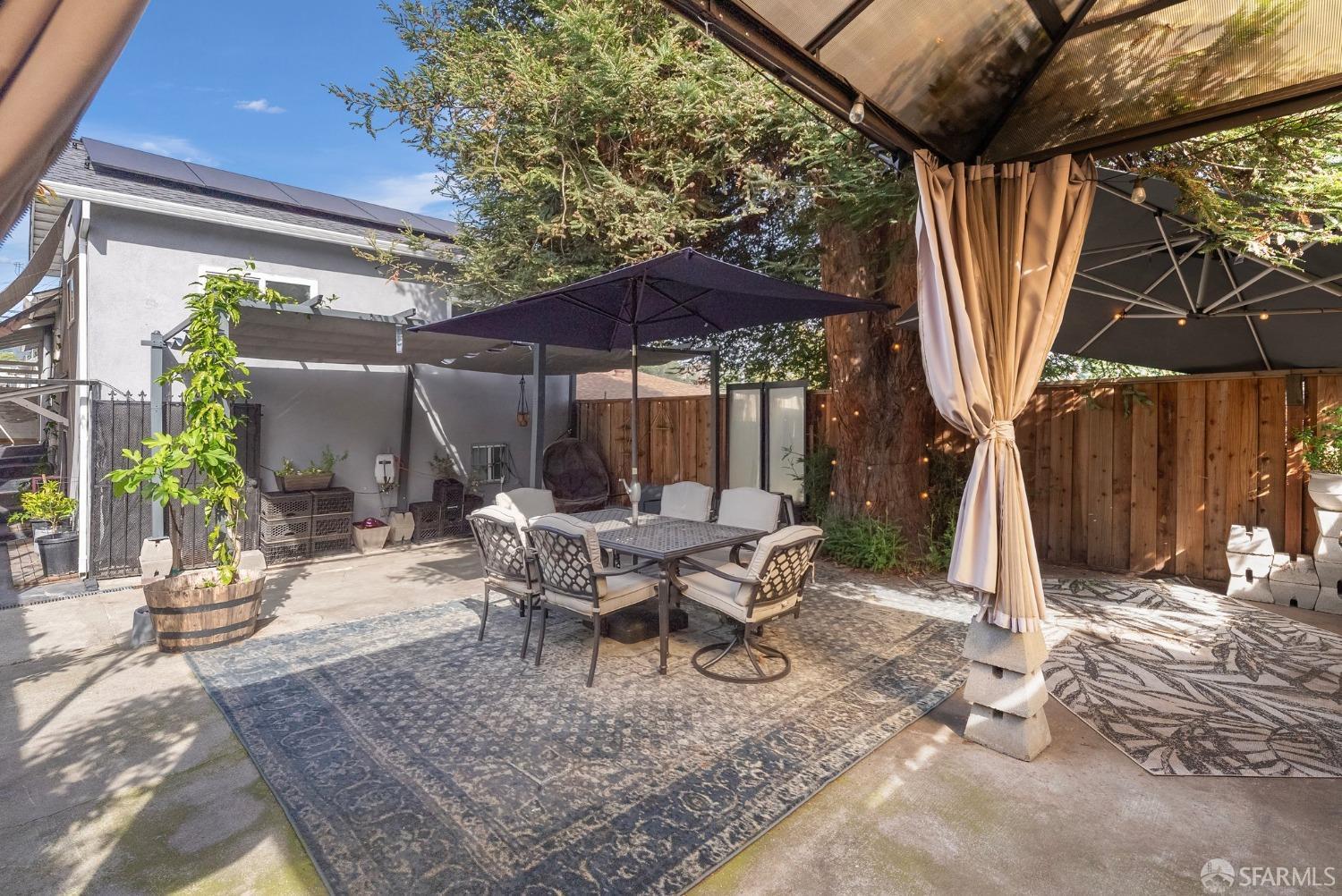 Detail Gallery Image 37 of 54 For 3541 Custer St, Oakland,  CA 94601 - 3 Beds | 2 Baths