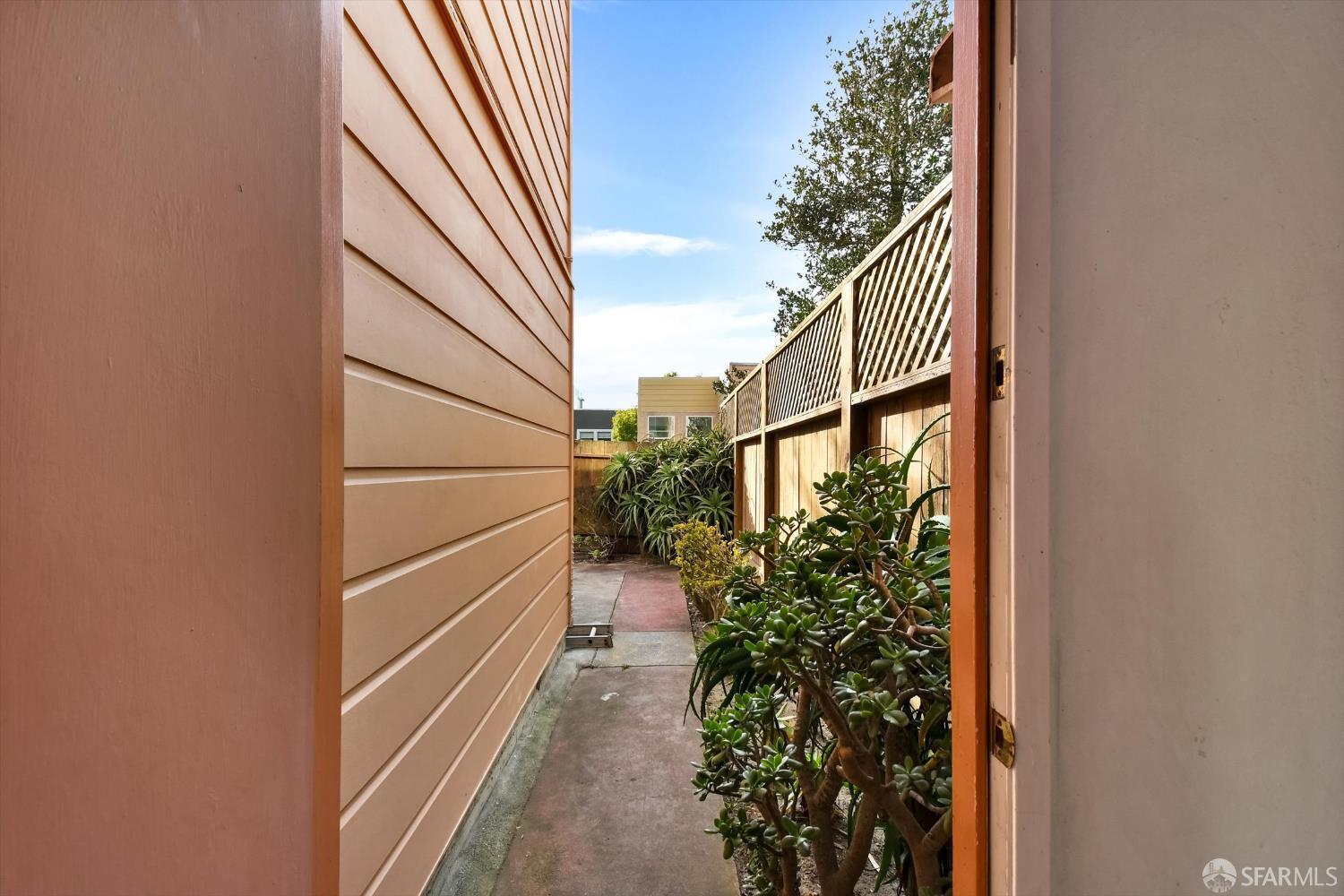 Detail Gallery Image 61 of 74 For 1215 34th Ave, San Francisco,  CA 94122 - – Beds | – Baths