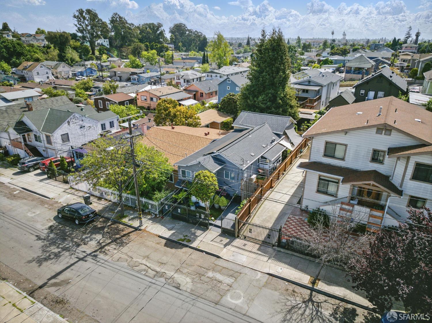 Detail Gallery Image 52 of 54 For 3541 Custer St, Oakland,  CA 94601 - 3 Beds | 2 Baths