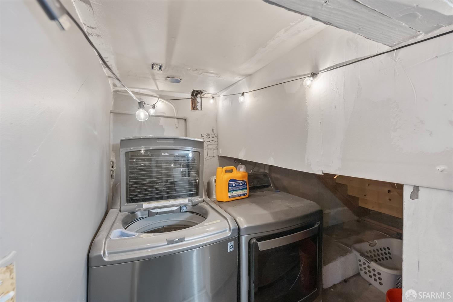 Detail Gallery Image 45 of 54 For 3541 Custer St, Oakland,  CA 94601 - 3 Beds | 2 Baths