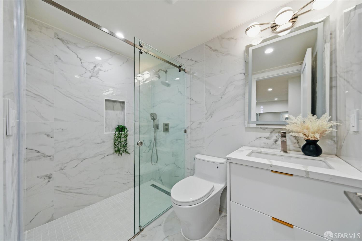 Detail Gallery Image 17 of 46 For 439 32nd Ave, San Francisco,  CA 94121 - 3 Beds | 4 Baths